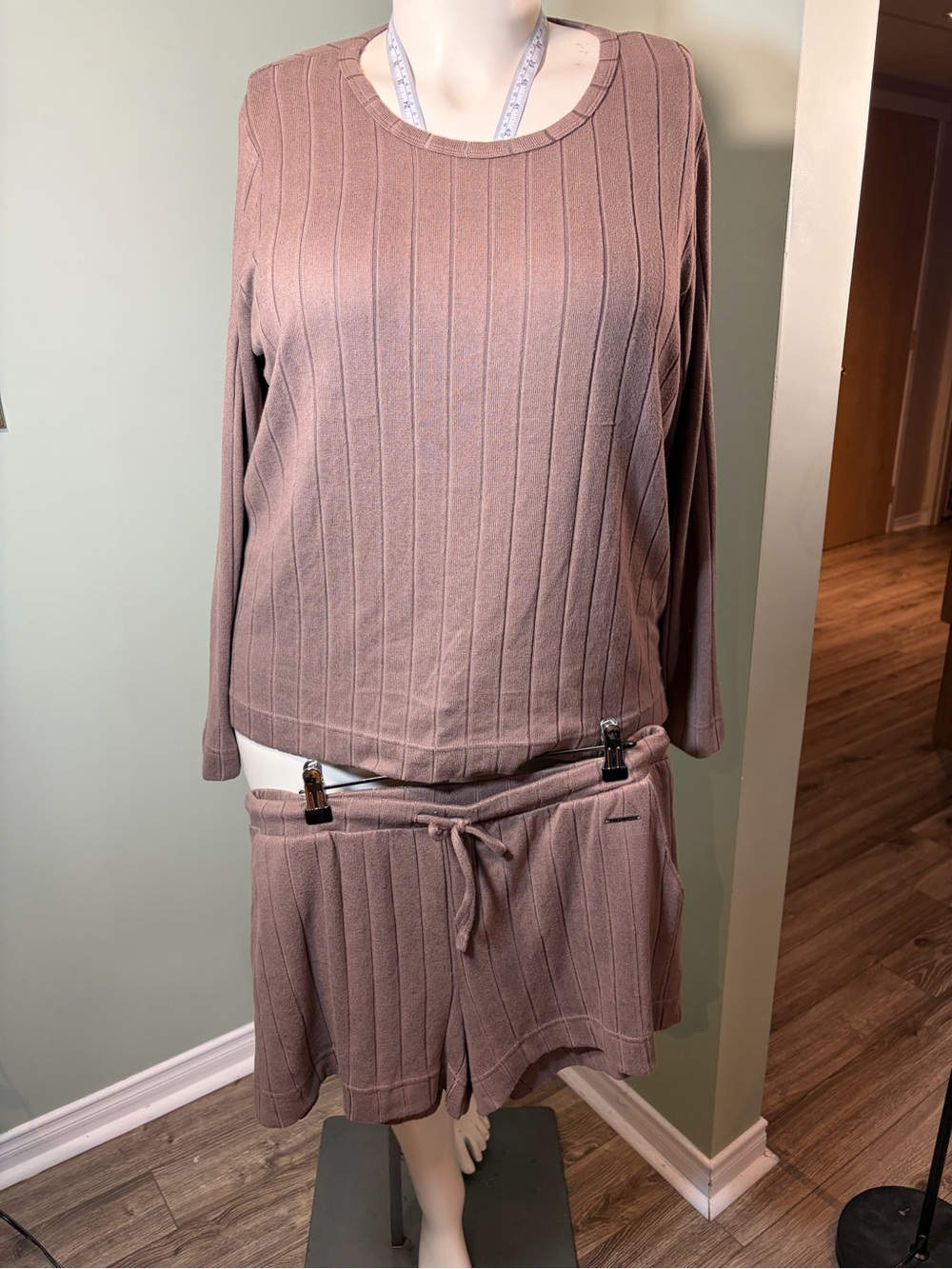 279. La Vie en Rose Pyjamas or lounge set Knit Top Drawstring Short
